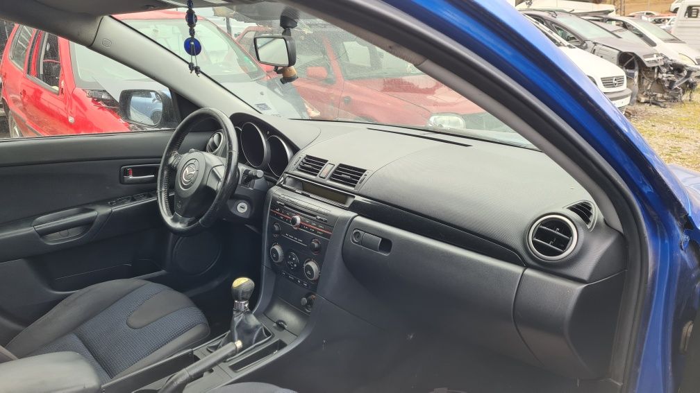 Mazda 3 1.6 на части