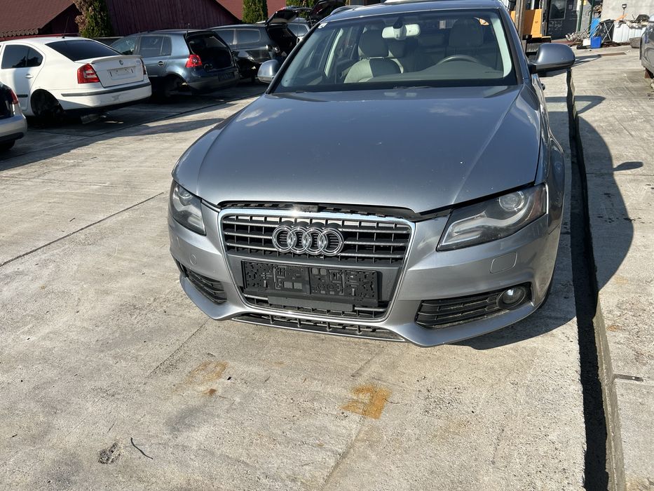 Oglinda dreapta Audi A4 B8 an 2008 cod culoare LY7G