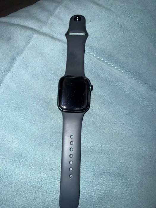 Apple watch 8 продам срочно