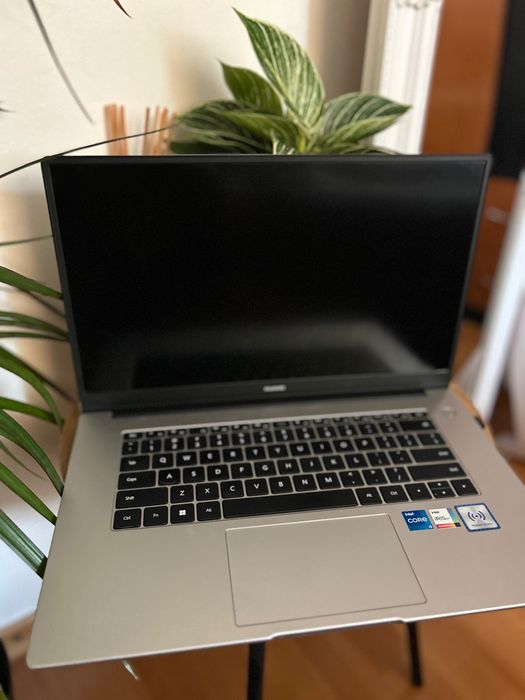 Laptop Huawei MateBook D15 i5/ 8GB / 512GB SSD