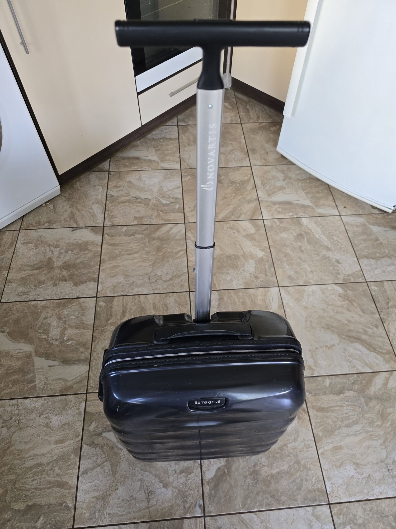 Samsonite куфар .