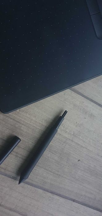Wacom Intuos M графичен таблет