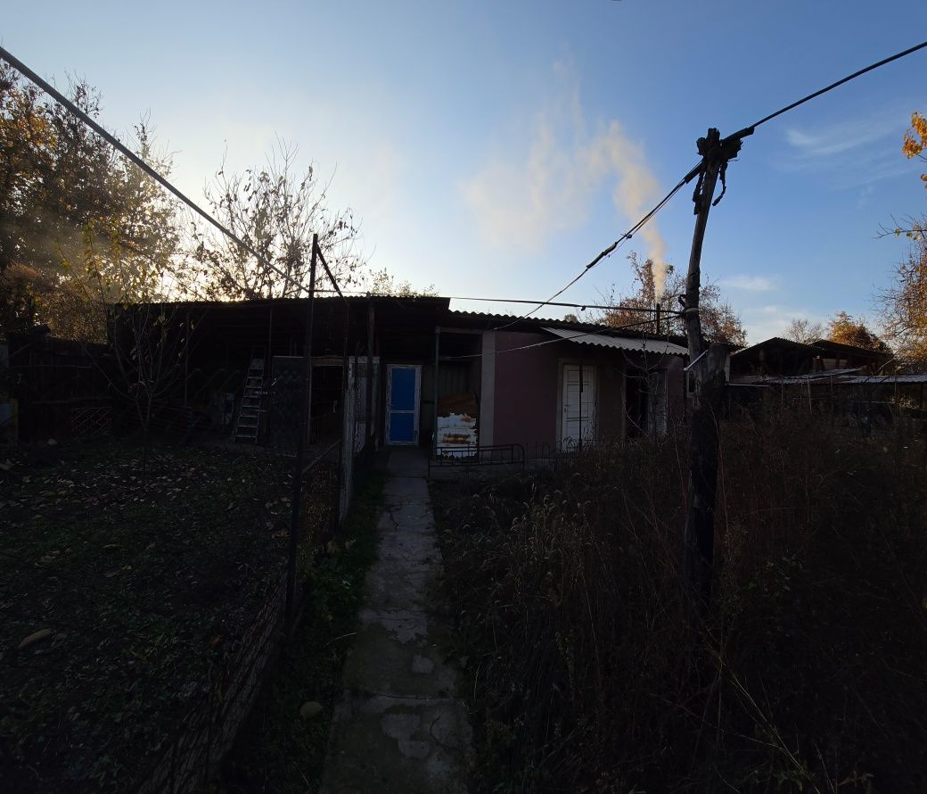Продам дочный участок