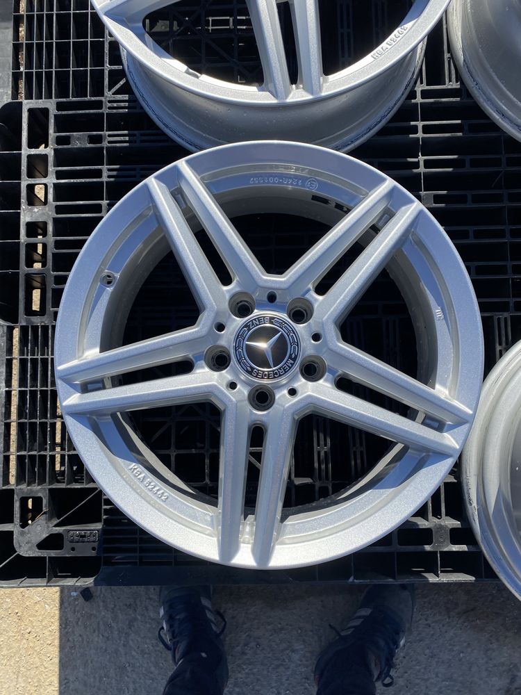 17 цола 5 х 112 мм Мерцедес , Mercedes CLA , CLB , A , B , Vito