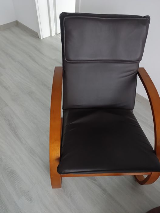 Vând 2 fotolii in stare foarte buna