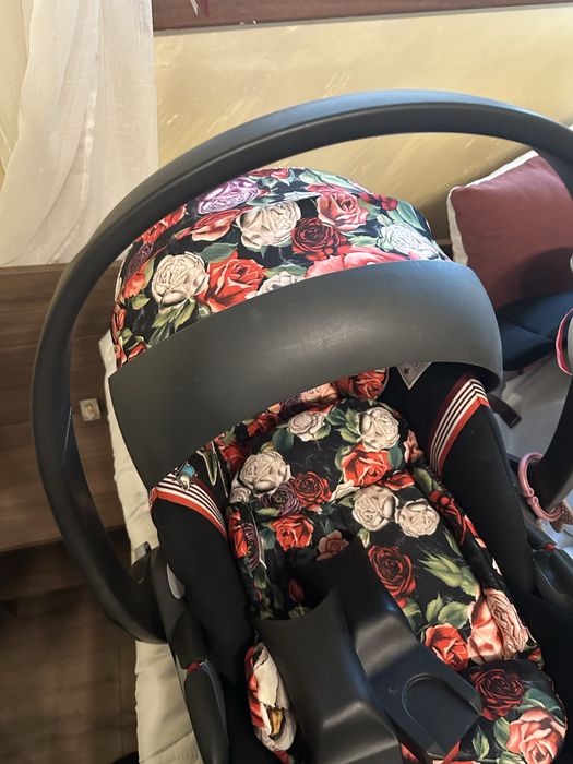 стол за кола cybex