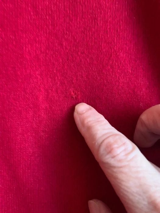 John Lewis Pulover in V de casmir rosu