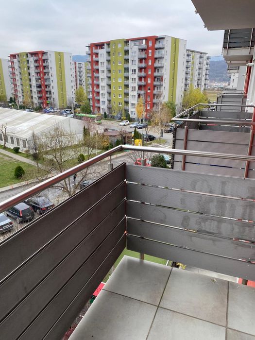 Avangarden, apt de inchiriat 2 camere. Particular