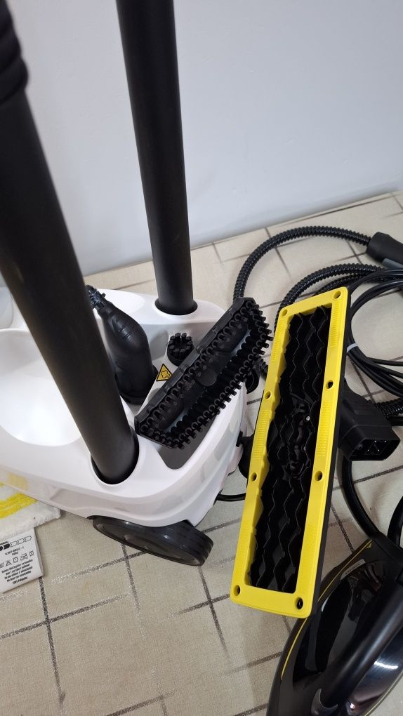Парочистачка и ютия Kärcher SC 4 EasyFix iron,3.5bar,4мин,2000W,2 резр