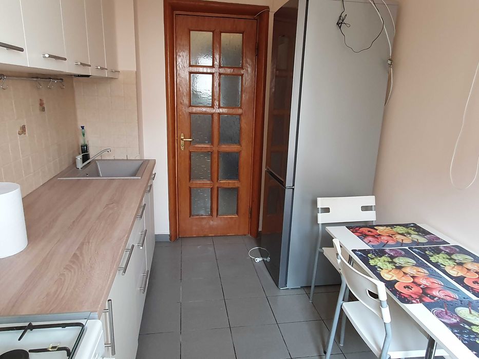Apartament 2 camere de inchiriat, renovat, zona rond Baba Novac