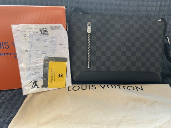 ПРОМО ЦЕНА Чанта Louis Vuitton Mick PM, 100% естествена кожа