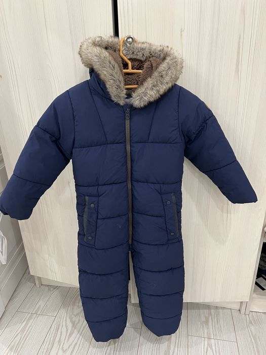 Продам детскую куртку