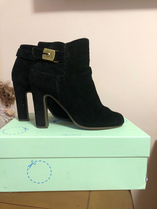 Ghete cu toc (Scholl)