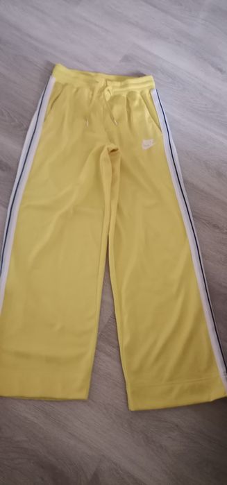 Nike дамски екип