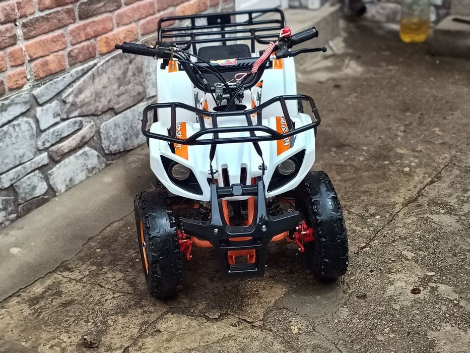 Vând ATV de copii