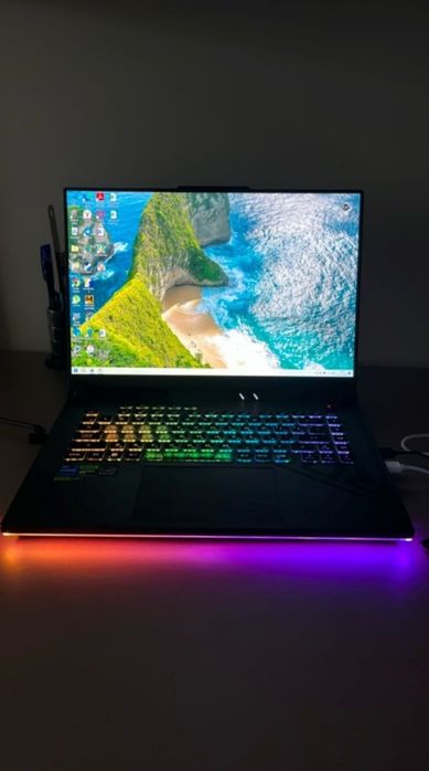 Мощный игроой ноутбук ASUS ROG Strix G16 / i7-13650HX / RTX 4060 / 32