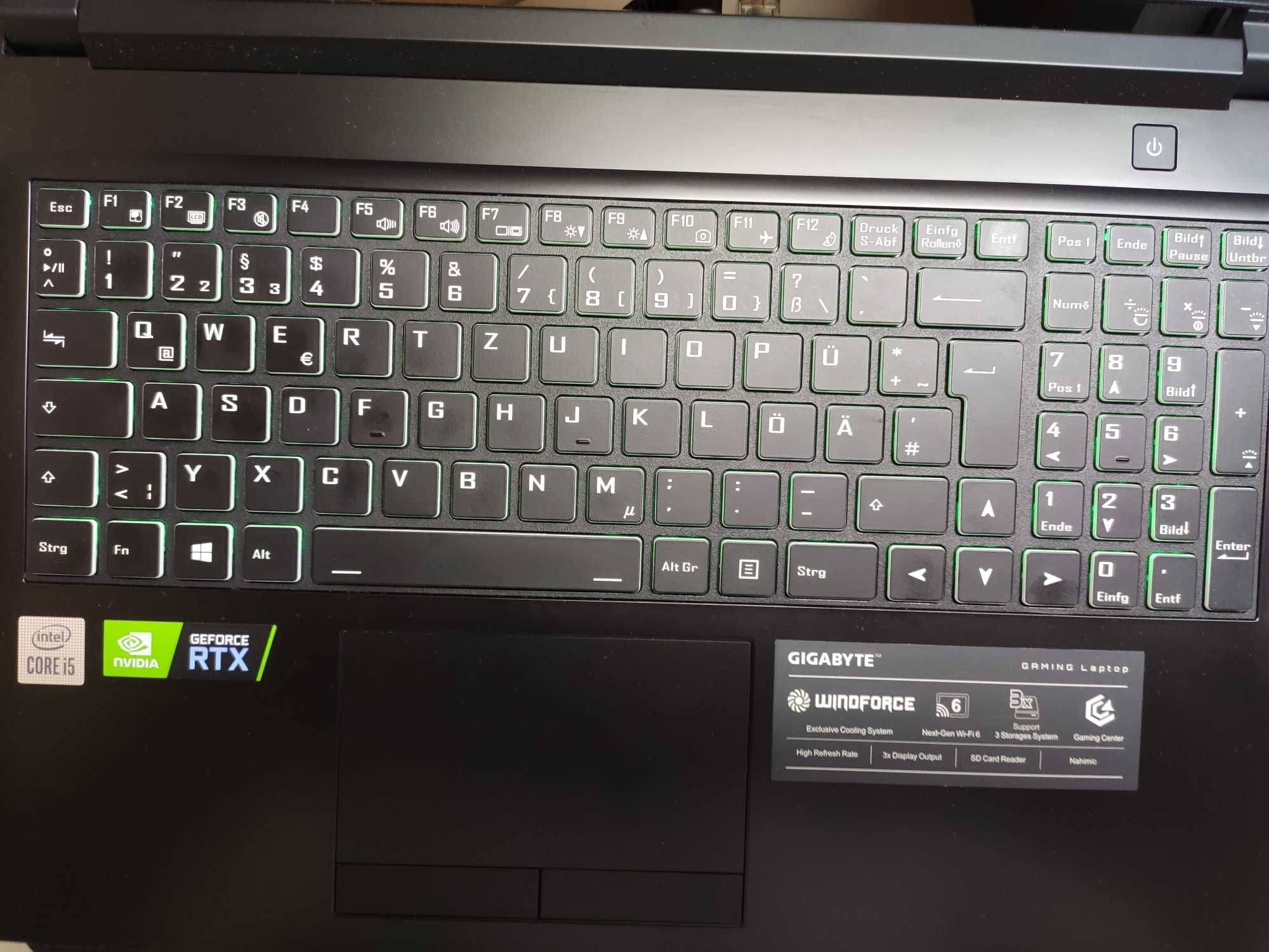 Геймърски лаптоп Gigabyte G5 KC