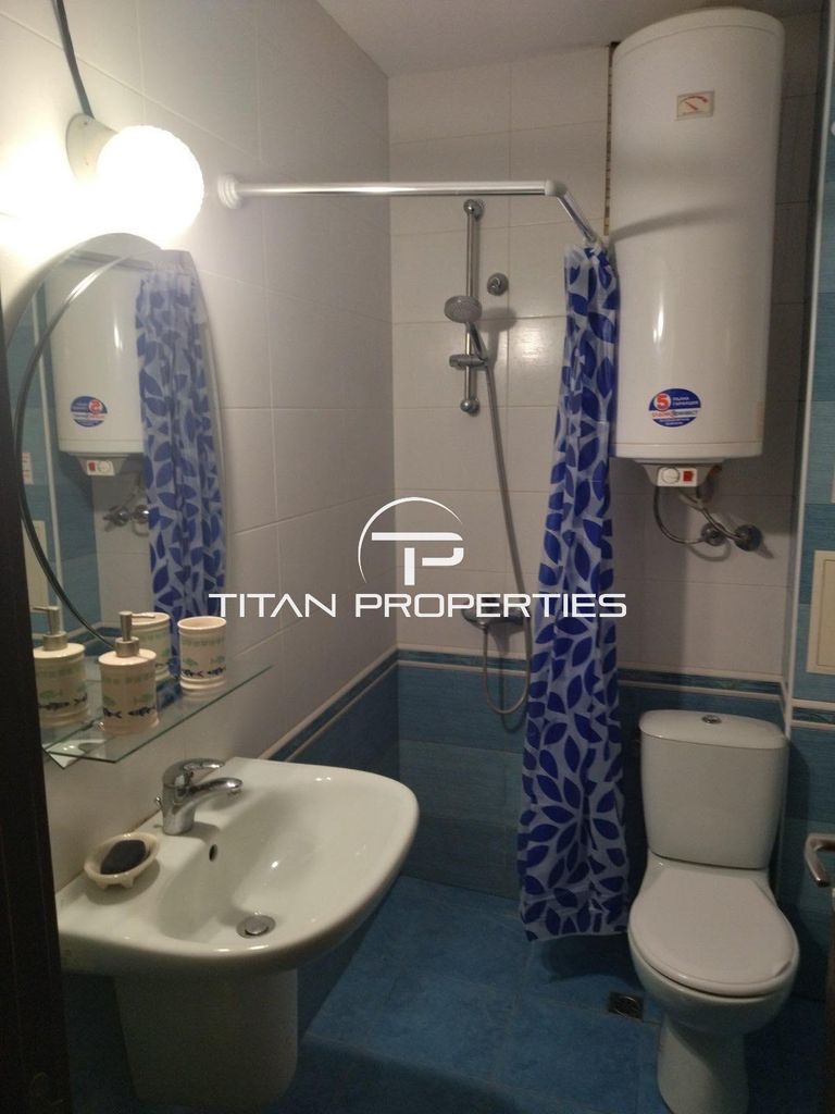 Дава се под наем Едностаен апартамент в Варна, Бриз - 27 кв.м за 300 € - Снимка #5