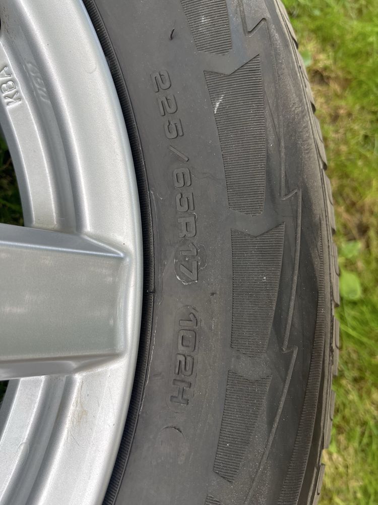 Джанти Dezent 17 5x108 със зимни гуми Good Yaer Ultra Grip 225/65/17