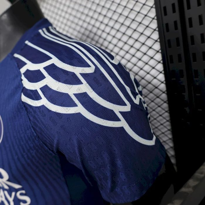 Игрална версия на екип ПСЖ 2025/26