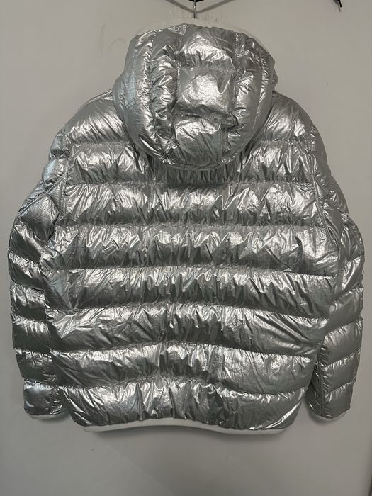 Moncler 100% оригинално яке с две лица