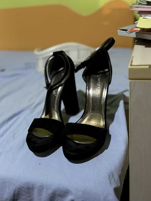Официални дамски обувки - токчета