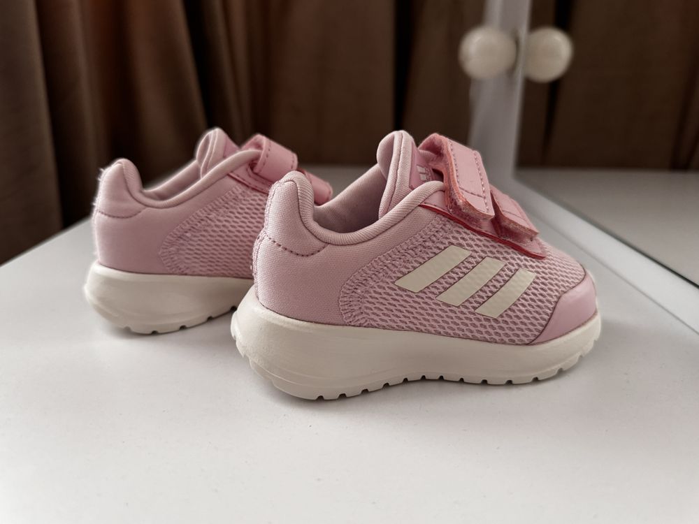 Pantofi sport Adidas bebe