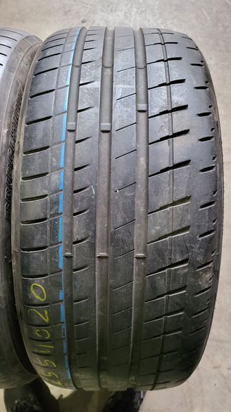 255/40/20/BRIDGESTONE/2бр