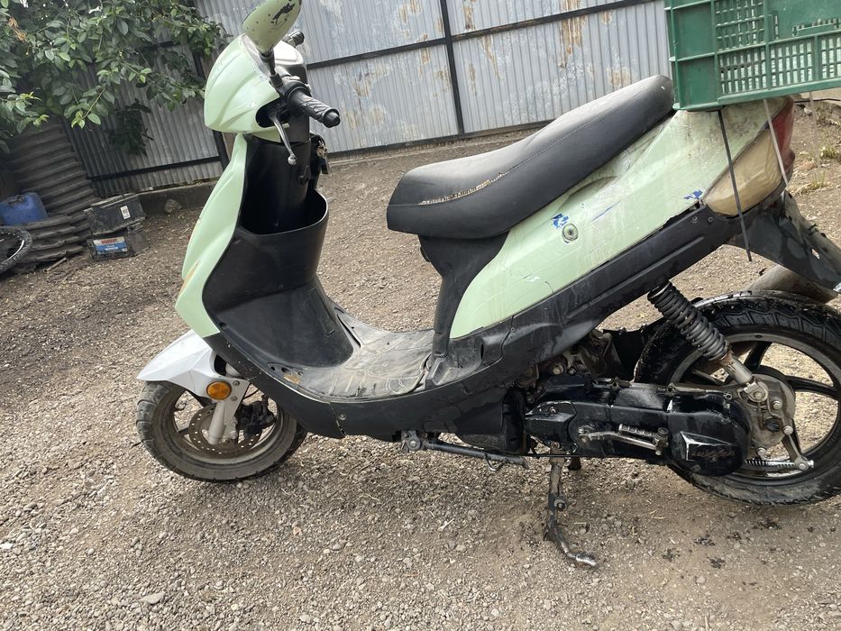 Vand scuter de 49 cc