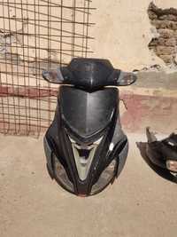 vand carene Scuter Aprilia