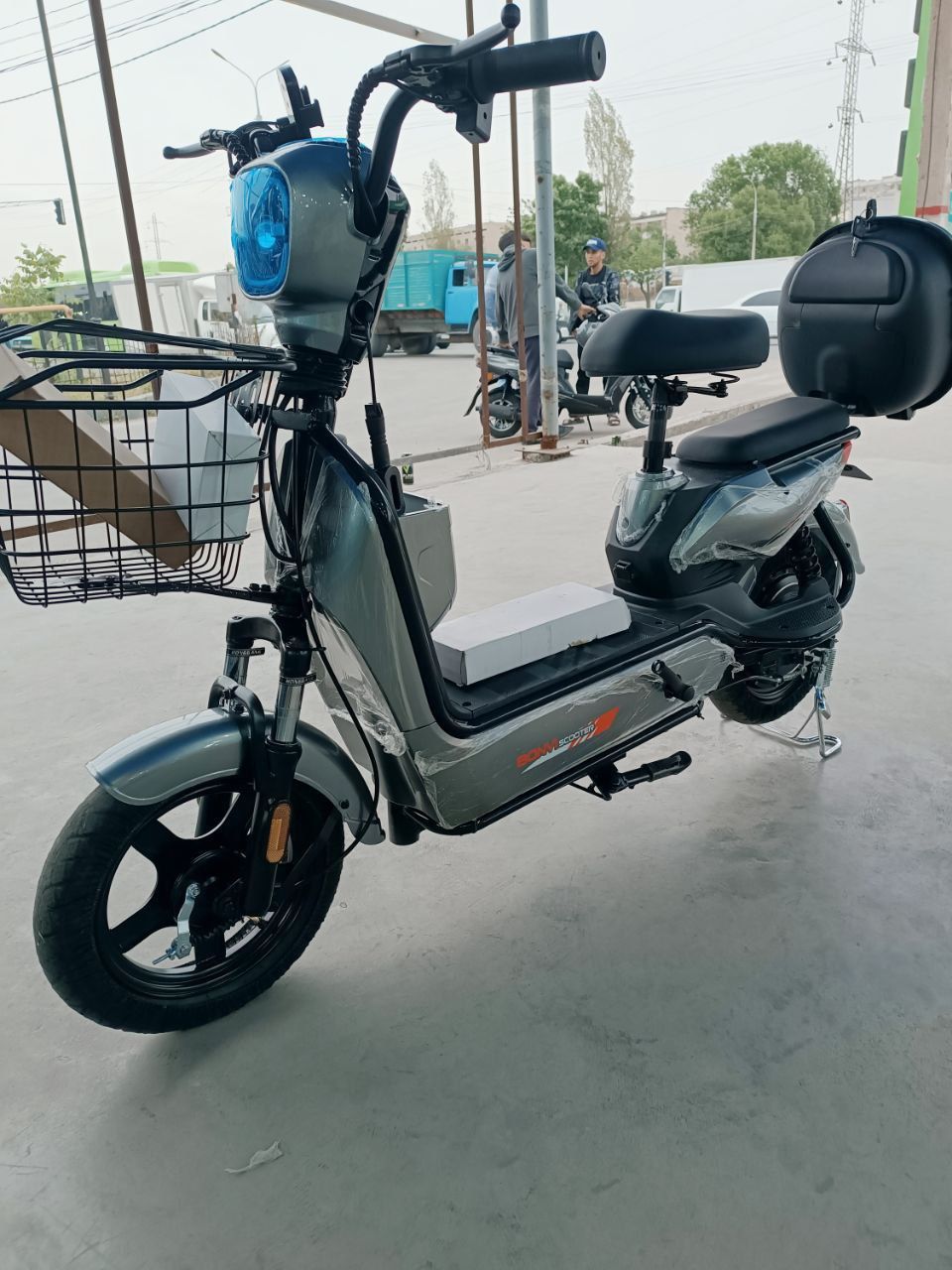 Elektro skuter 40 50 tezlik  skidkada + dastavka