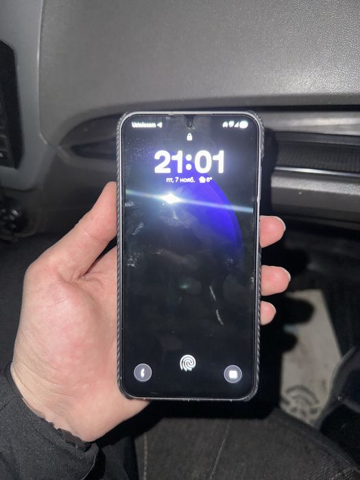 Samsung s23 fe idyalniy qora rang 8/256