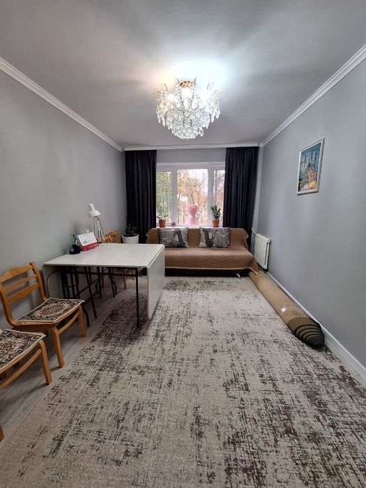 Продаётся 2 комн в 4 мкрне