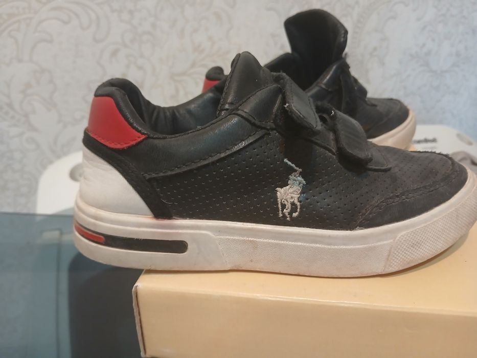 Детская классическая обувь 30 размера подойдёт на 0 -1 класс