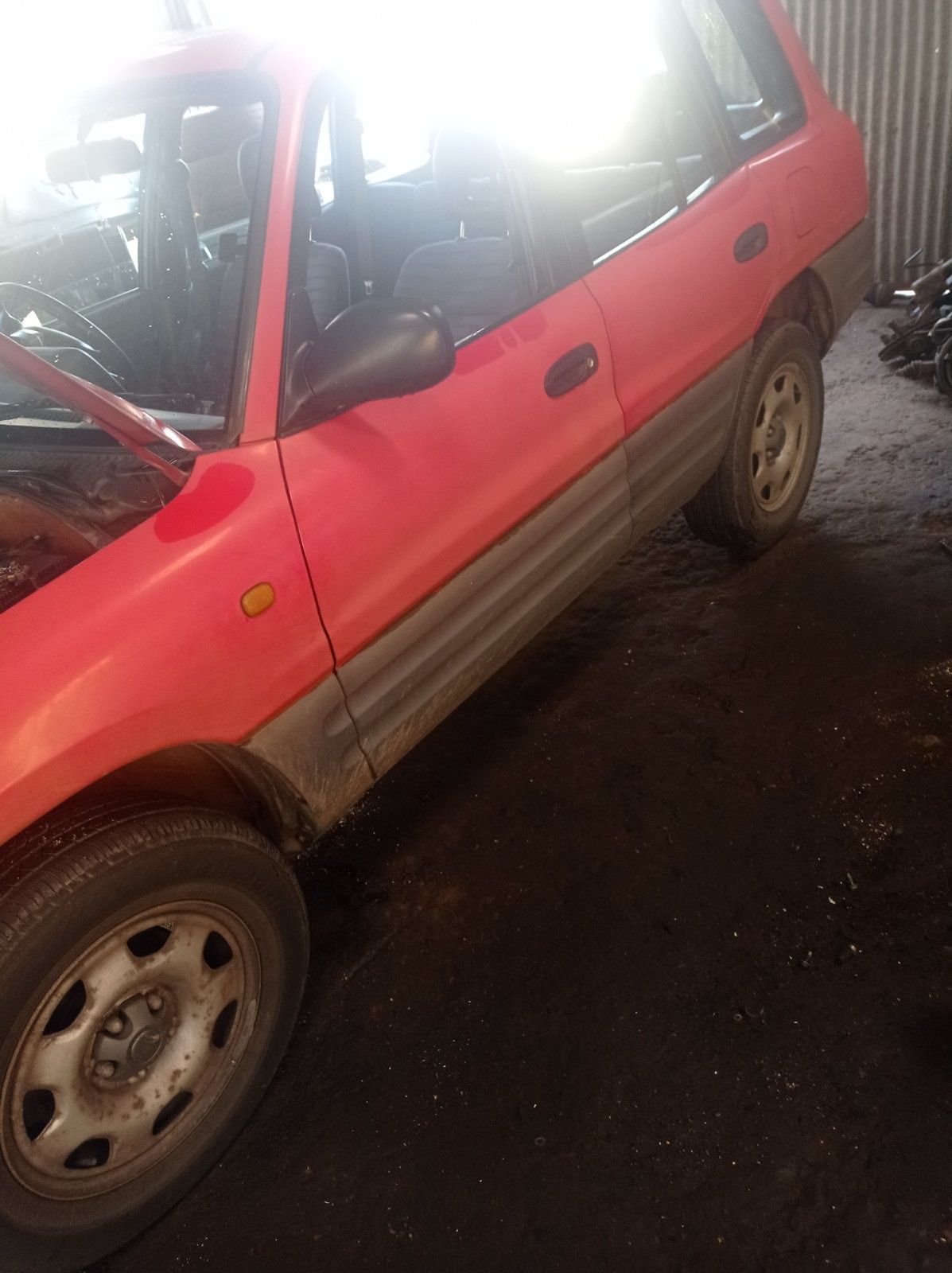 Toyota Rav4 2.0i 128 kc автомат