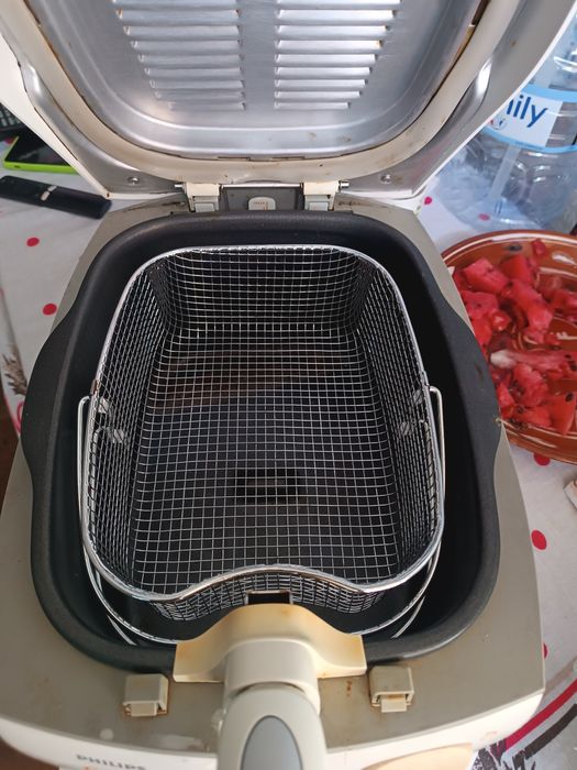 Фритюрница Philips