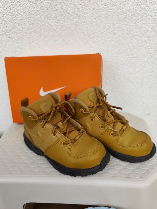 Детски кожени боти Nike Manoa номер 26