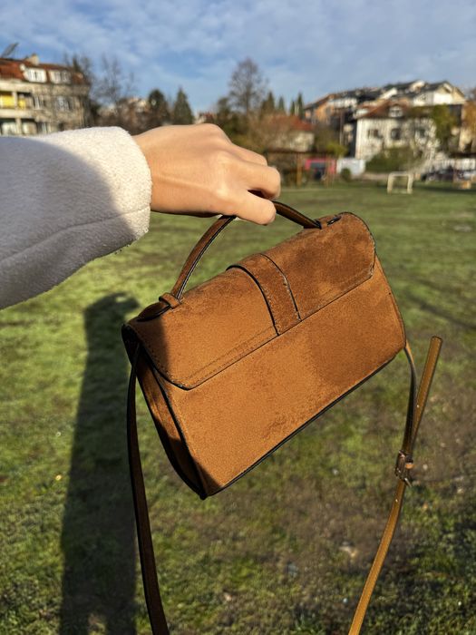 Чанта с къса и дълга дръжка