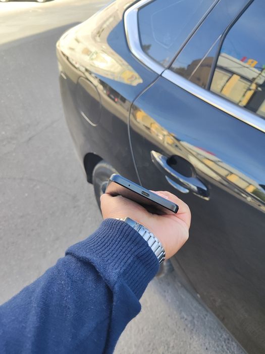 Redmi A3 srochna sotiladi