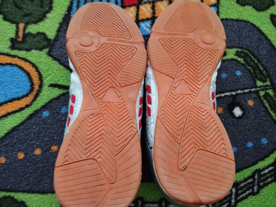 маратонки унисекс