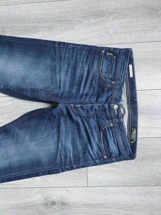 Blugi JACK & JONES "Rick Comfort Fit" - Marime W33 L32 (Talie 88 cm)