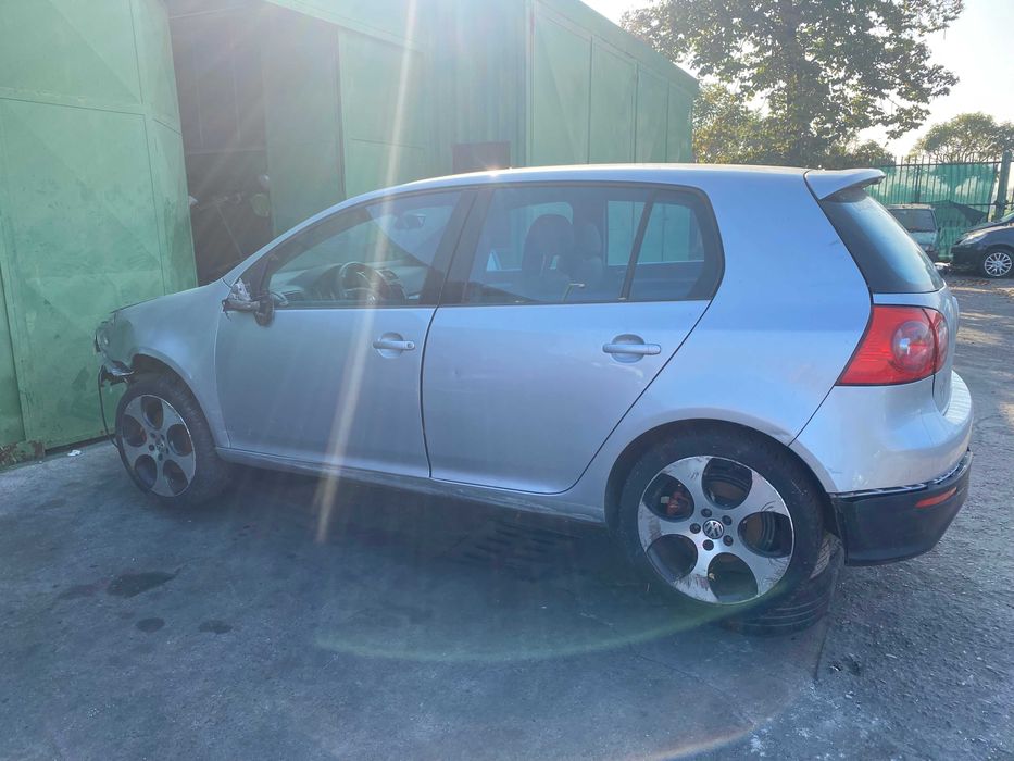 Golf 5 2.0 GTI 200 ks. 2004/Голф 5 GTI на части