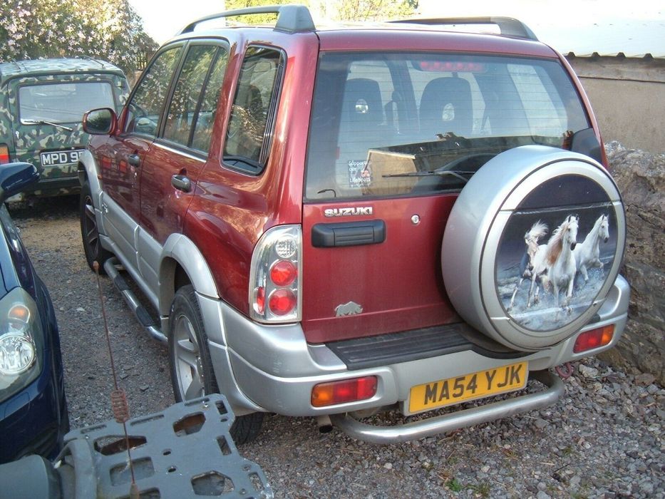 Suzuki grand vitara 2.0i на части