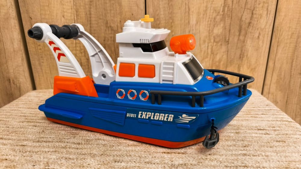 Barca de explorare Dickie cu submarin