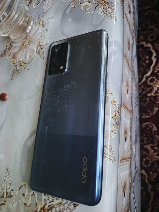 Telefon sotiladi xolati yaxshi