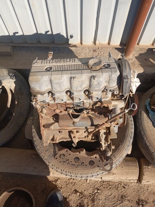 Мотор Митсубиси Галант 1.8