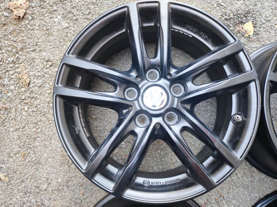 Фолксваген/VW - 16 цола 5x112; 4 бр. лети черни джанти