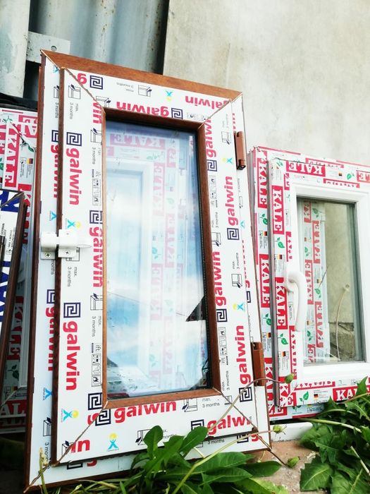 Форточки размер 40×40 . 40×45. 40×60 .40×70.