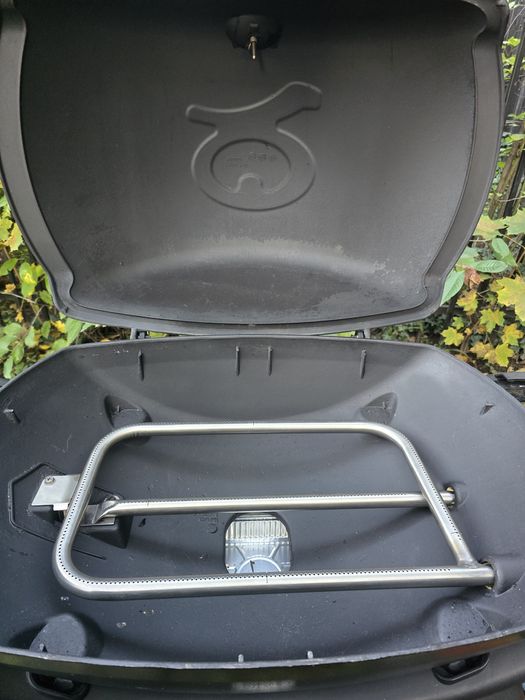 Grătar Weber Gaz Q3000,Masă,Husă, Rotisor original