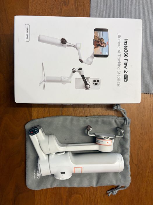 Insta360 Flow 2 PRO - pachet impecabil, cu etichete pe el